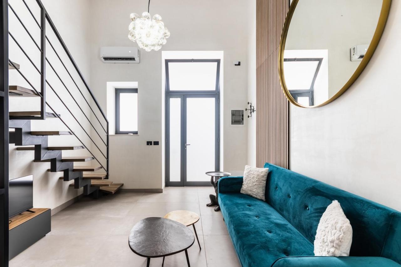 Lior Apartment Avola Bagian luar foto