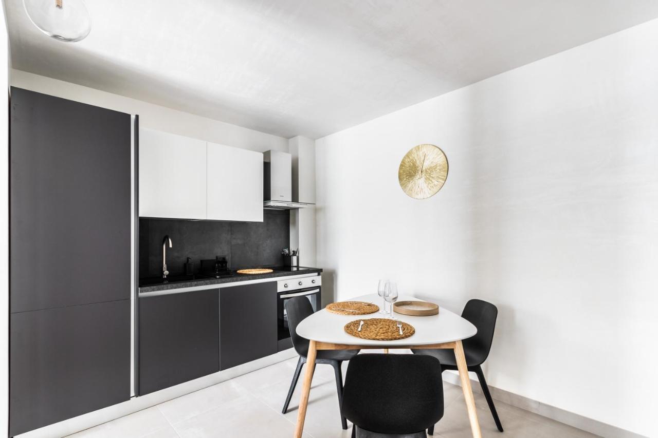 Lior Apartment Avola Bagian luar foto
