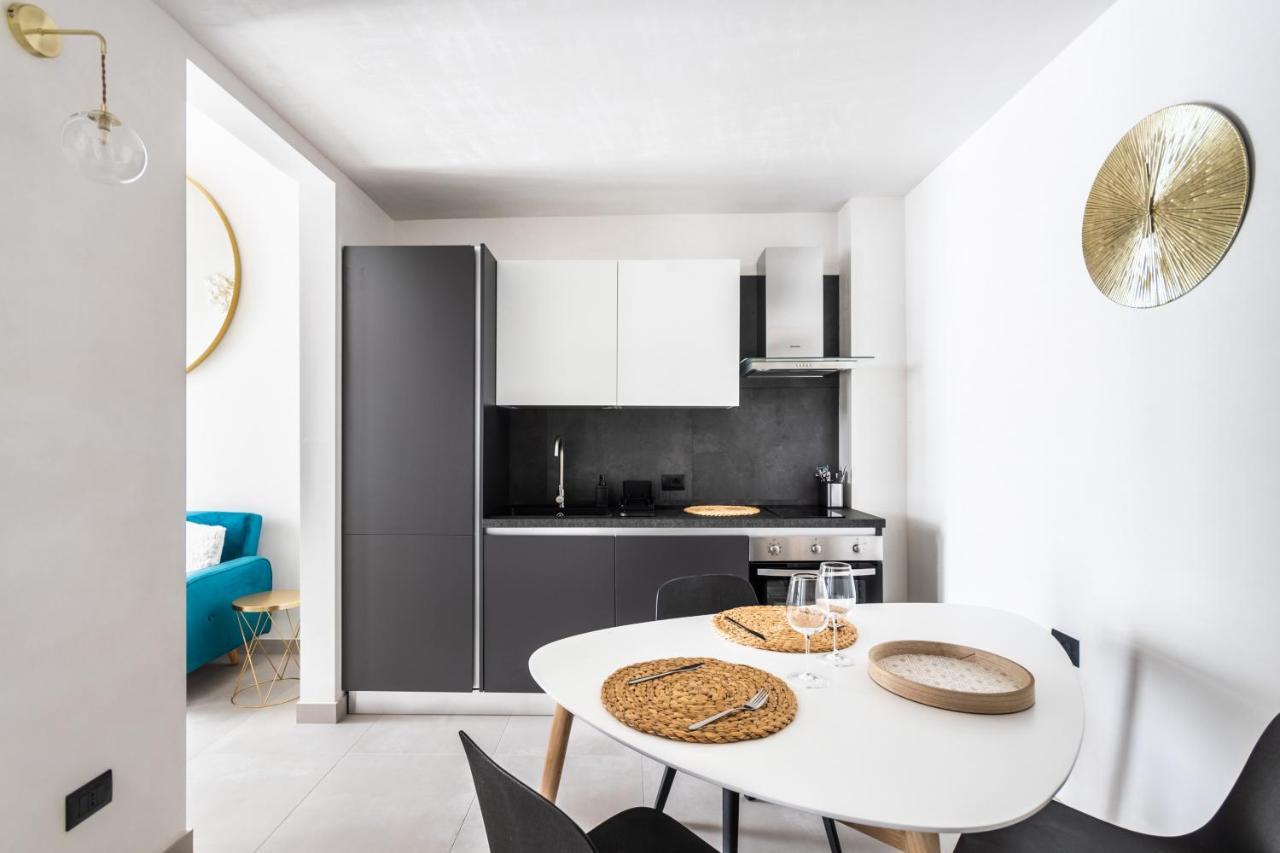 Lior Apartment Avola Bagian luar foto